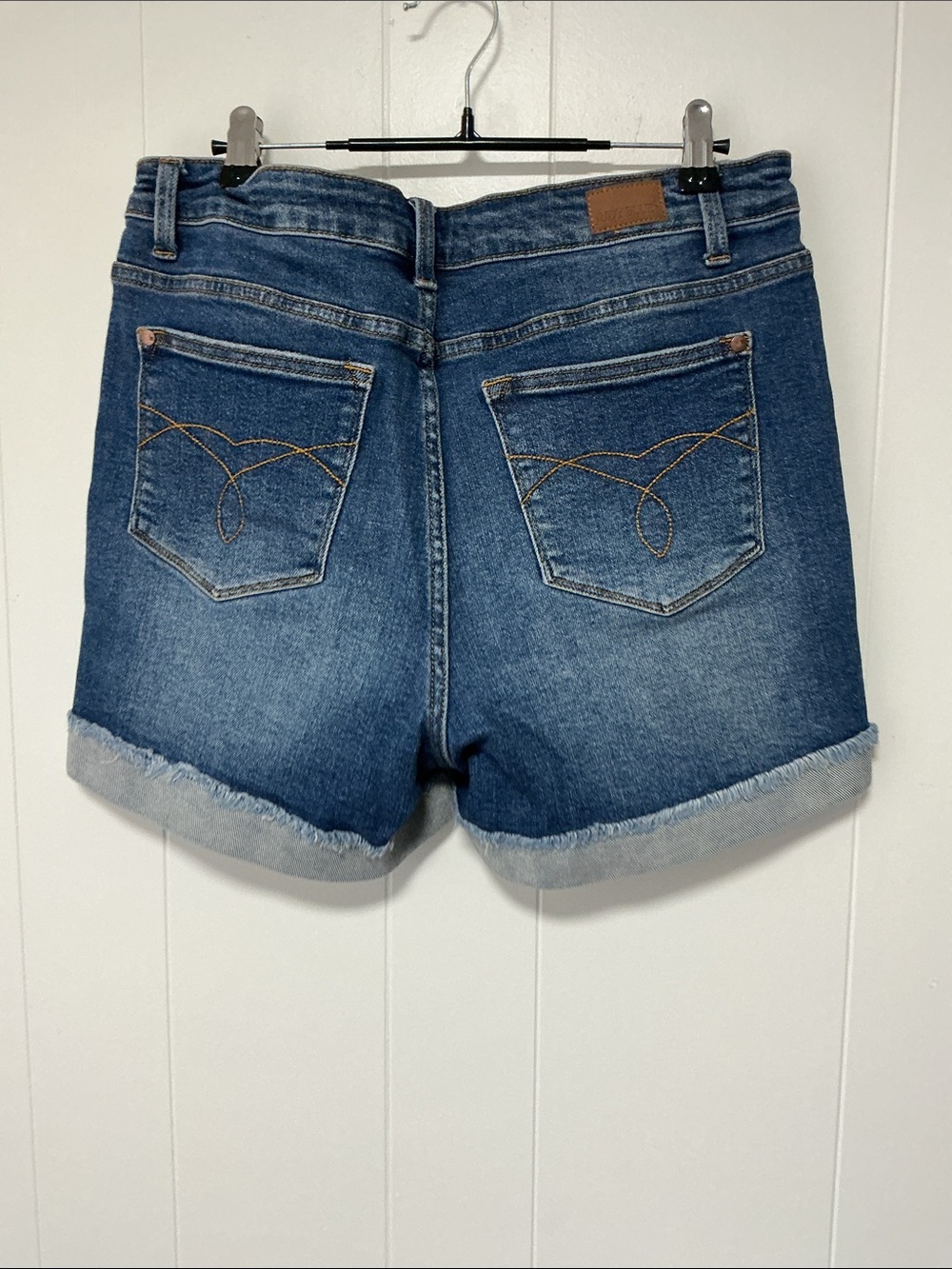 Judy Blue denim shorts - Picture 2 of 5